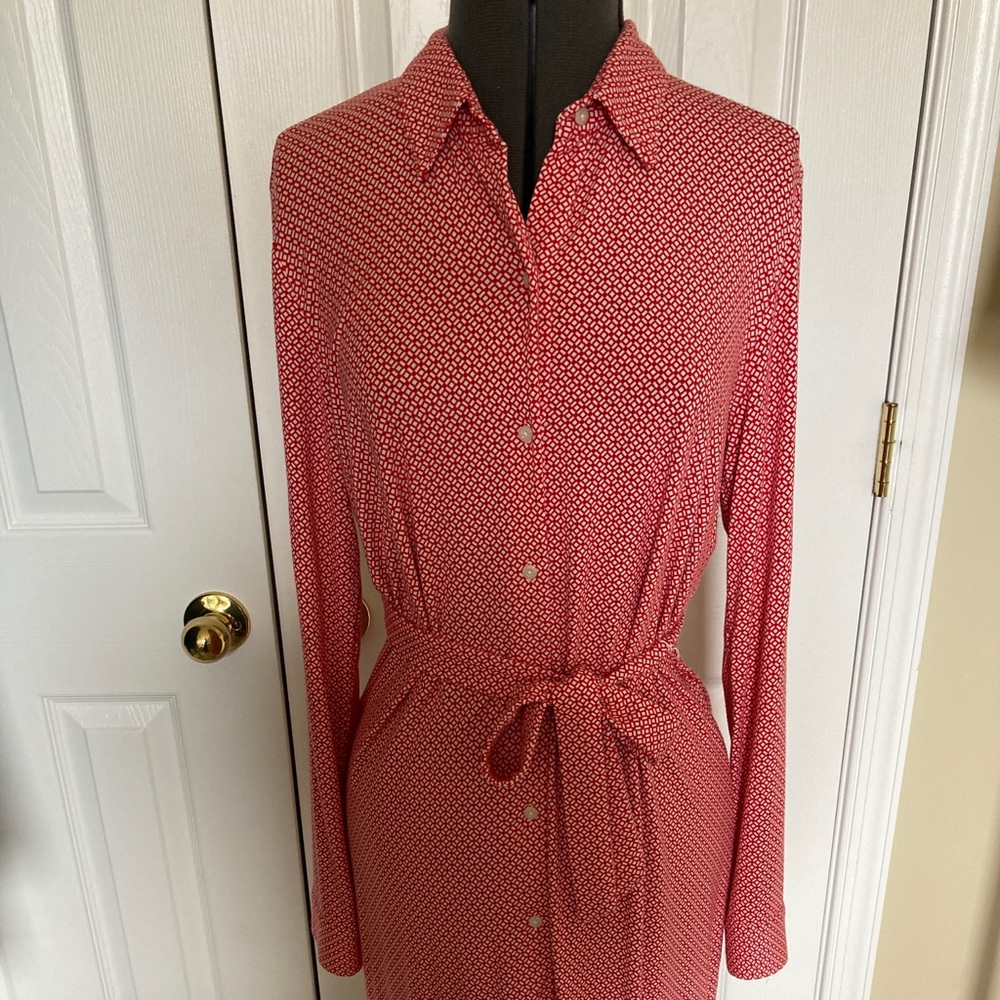 Red print jersey shirtdress